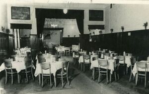 Restauracja Centralna – wnętrze.