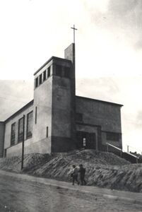 Kościół pw. Św. Rodziny – zdjęcie archiwalne.