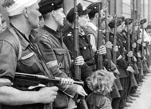 Marynarze Alfy podczas powstania warszawskiego.