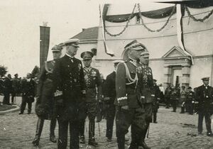 Oksywie – Rondo Bitwy Pod Oliwą, pogrzeb gen. Gustawa Orlicz Dreszera: gen. Edward Rydz-Śmigły i adm. Józef Unrug.