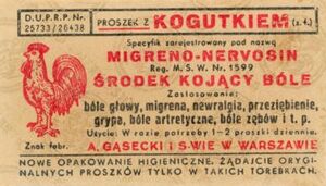 Proszek z kogutkiem – saszetka ze znanym środkiem przeciwbólowym.