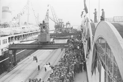 Powitanie statku m/s „Piłsudski” – nabrzeże Francuskie