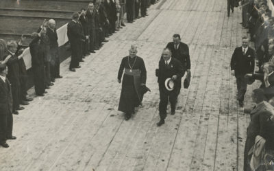 Przejście księdza kanonika Teodora Turzyńskiego na pokład statku ?Robur VIII”