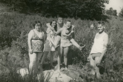 Zygmunt Polito (ofiara Grudnia 1970 roku) z rodziną na pikniku