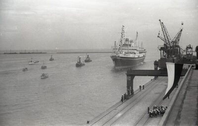 Powitanie statku MS „Piłsudski”. Awanport i nabrzeże Francuskie
