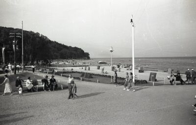 Planty i plaża w Gdyni Orłowie